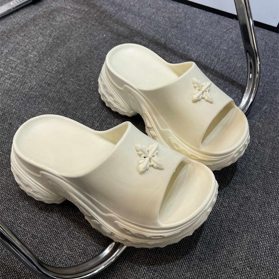 Trending chunky platform slides for women - new summer 2025 collection: perfect for outdoor wear, summer lounging, and students looking for a height boost