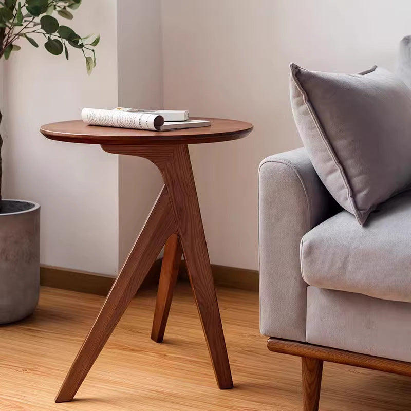 Scandinavianretro solid wood side table for home living room round small coffee table casual modern creative round table corner table ins style