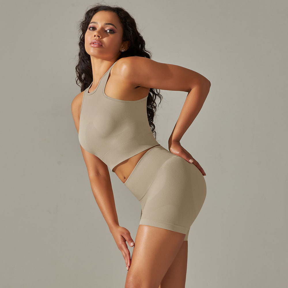 Seamless new sports bra and leggings set - peach lift, butt enhancing, tight-fitting, quick-dry, high-waisted workout outfit