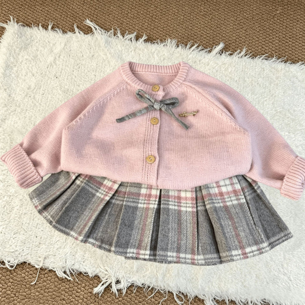 Girls' outfit:  new korean style pink knit cardigan sweater and plaid pleated skirt two-piece set