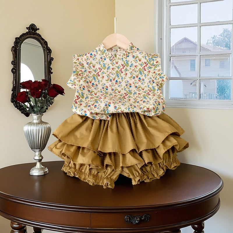 Girls' korean style  summer floral stand collar flutter sleeve babydoll top and khaki tiered skirt pants two-piece summer outfit