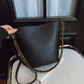 High-end minimalist bucket bag, large capacity commuter bag, fashionable and versatile chain shoulder bag, new autumn/winter crossbody bag