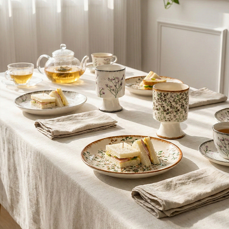 Hand-painted, rustic-style ceramic dessert plates – creative and unique petal-shaped ceramic breakfast dishes for pastries and snacks