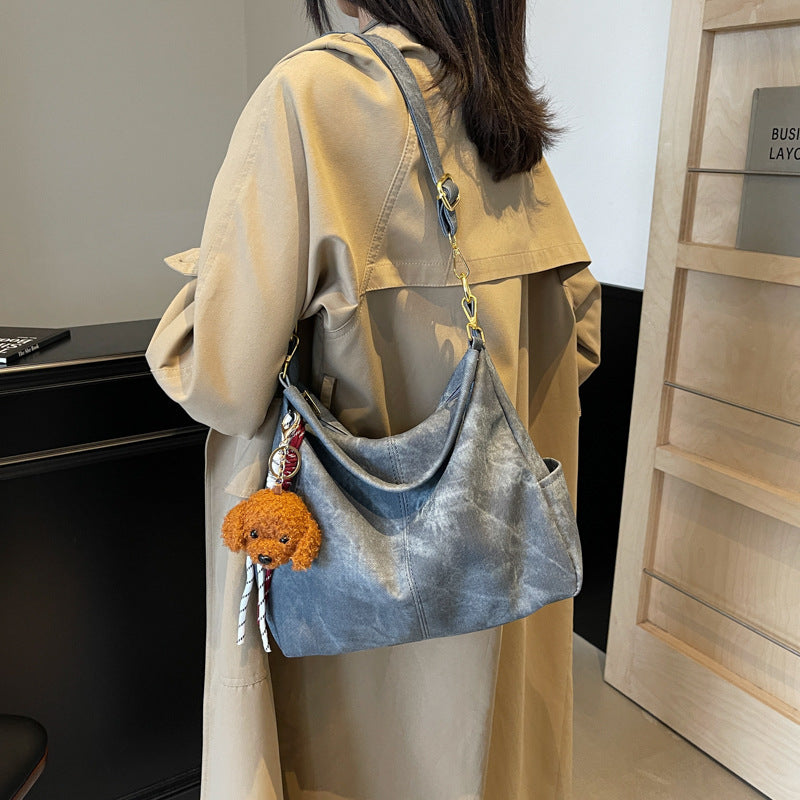 Grey textured large-capacity casual messenger bag 2025 new trendy fashion versatile simple style shoulder bag big bag