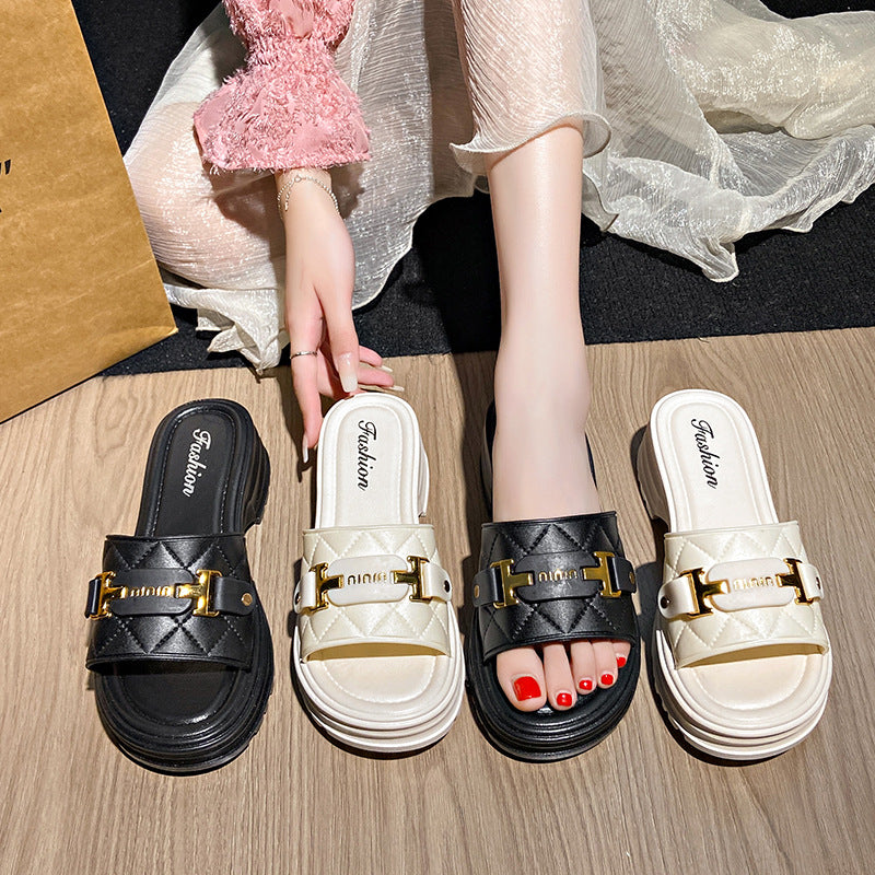 Thick sole slippers women's outwearsummerfashion2024new arrivaleasiest for matchheight-increasing sandals and slippers seaside beach shoes