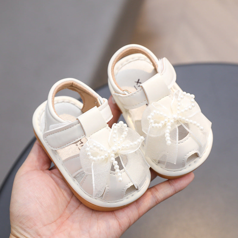 Summer newborn baby squeaky shoes, 0-2 years old baby girl anti-slip soft sole first walker shoes, princess style sandals, hollow out shoes