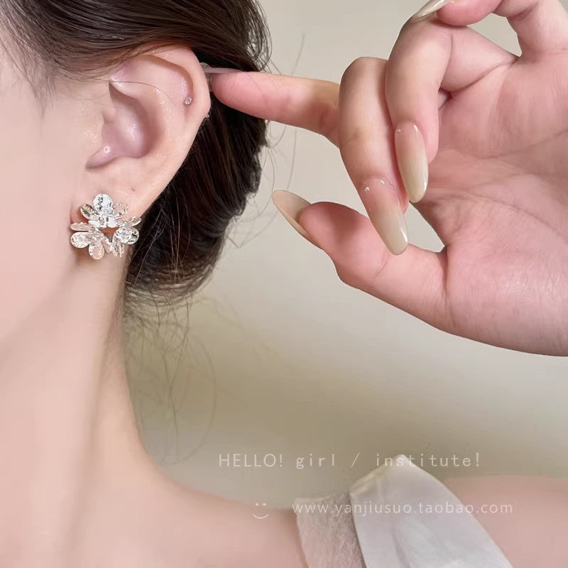 Textured zircon flower stud earrings - women's high-end unique design earrings - 2026 new spring/summer elegant ear jewelry