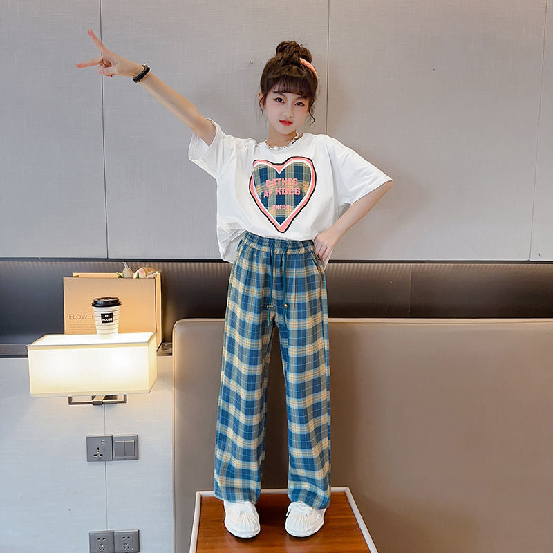 Girls' summer outfit set  new kids' fashionable and stylish summer tracksuit big kids' summer short-sleeve two-piece set