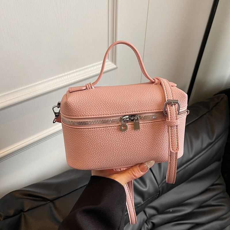 2025 summer new lunch box bag fashionable and simple women's bag commuting to work portable box bag crossbody small square bag