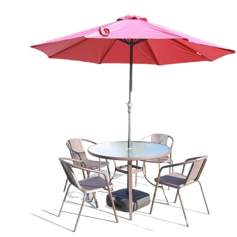 Outdoor table and chair set with umbrella, sunshade, perfect for outdoor cafes, bubble tea shops, and casual outdoor seating. features a wrought iron frame and rattan chairs, ideal for patios and gardens