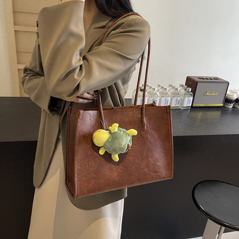 Cross-border high-end fashion versatile tote bag women's 2025 new large-capacity casual retro commuter shoulder bag
