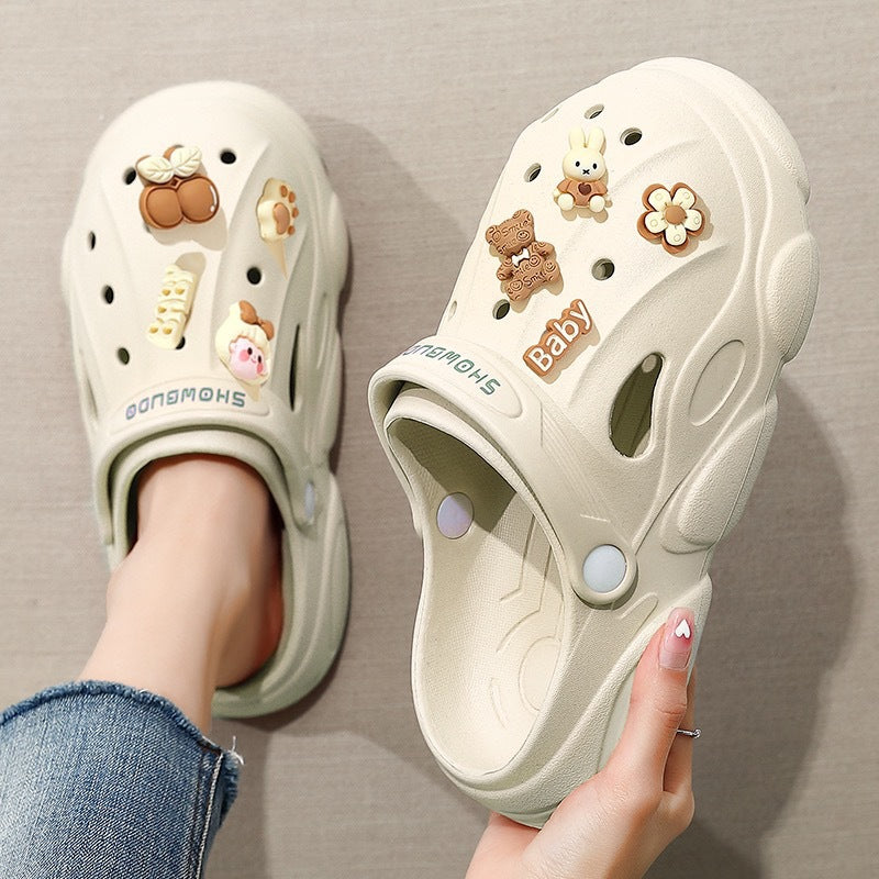 Cartoon nurse clogs women's summer outdoor wear internet celebrity 2024 new non-slipthick sole toe beach sandals