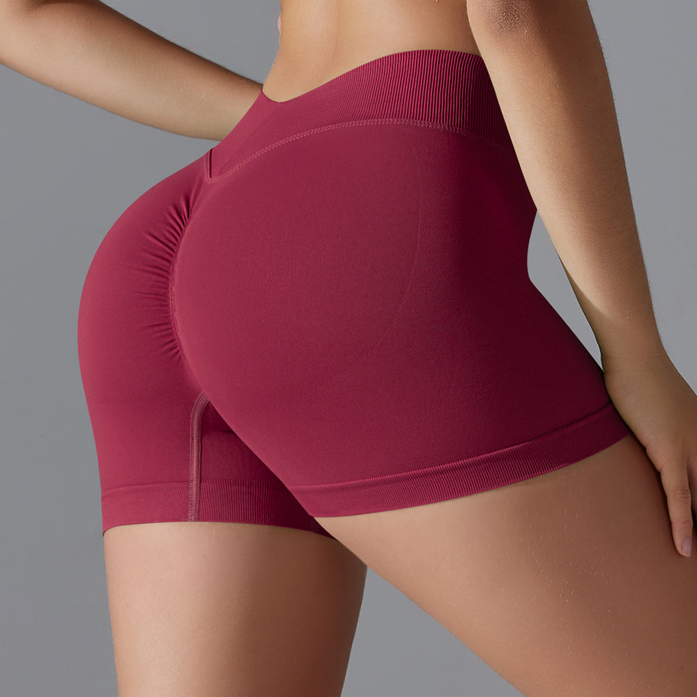 European and american seamless high-waisted butt-lifting yoga shorts - breathable peach lift, tight-fitting athletic capris for running and fitness