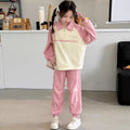 Girls' spring/autumn fashion set: stylish two-piece outfit for older girls - trendy sweatshirt and popular jogger pants