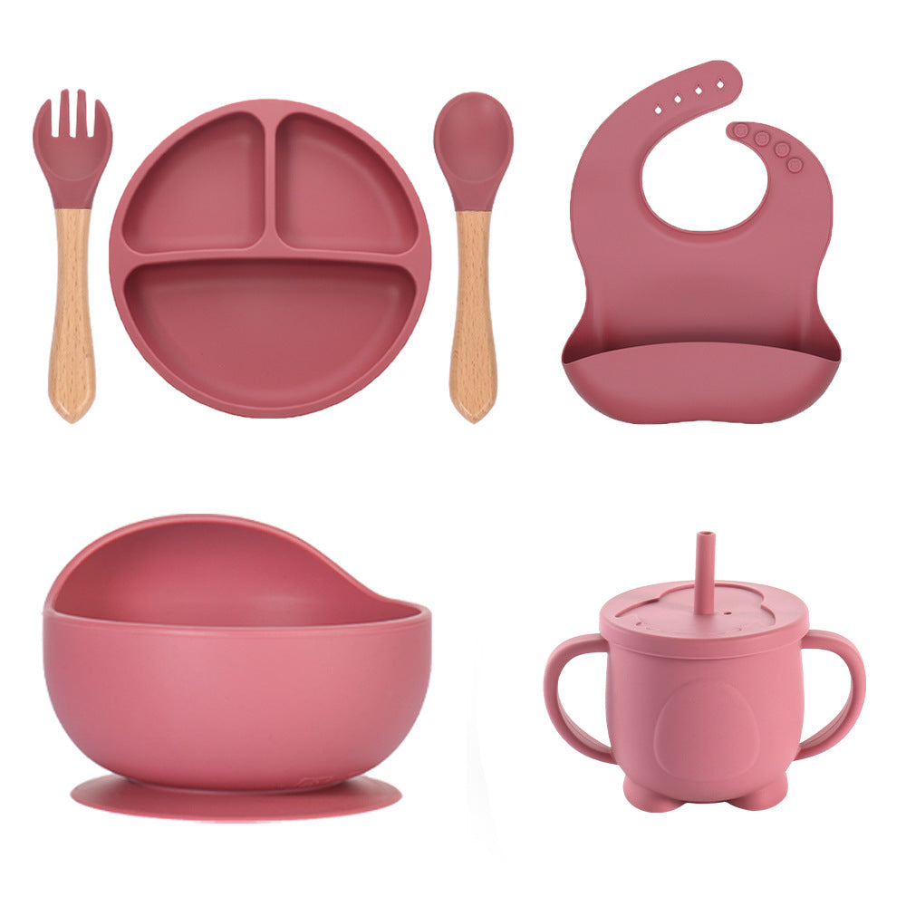 Factory baby silicone binaural straw cup drop resistant high temperature resistant baby drinking cup penguin water cup feeding tableware