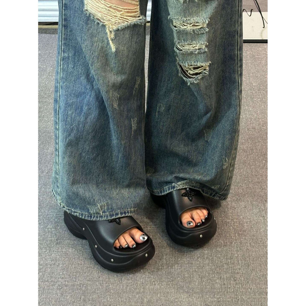 Thick solepetites height increasing slippers women's summer outwear thick sole stomping on shit feeling 2026new arrival popular sandals and slippers