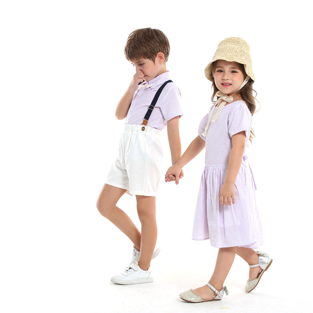 Wholesale children's clothing direct from the manufacturer: boys' preppy-style short-sleeved plaid shirt and suspender shorts set, dropshipping available