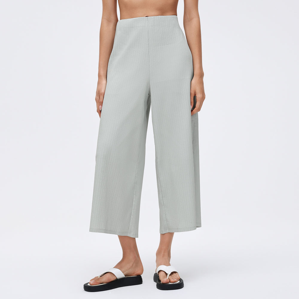 Women's casual activewear set: round neck sleeveless sports tank top & loose fit wide leg pants - perfect for tennis, yoga & more!