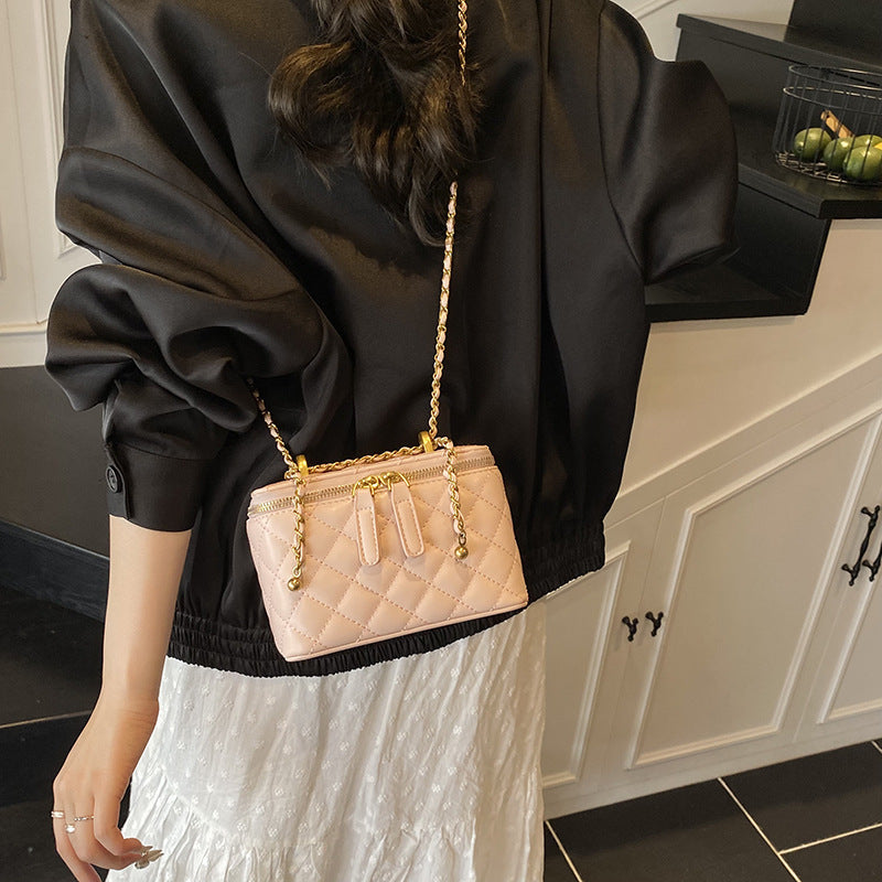 New Xiaoxiangfeng diamond grid trendy chain box bag mini portable small square bag fashionable versatile single shoulder messenger bag women