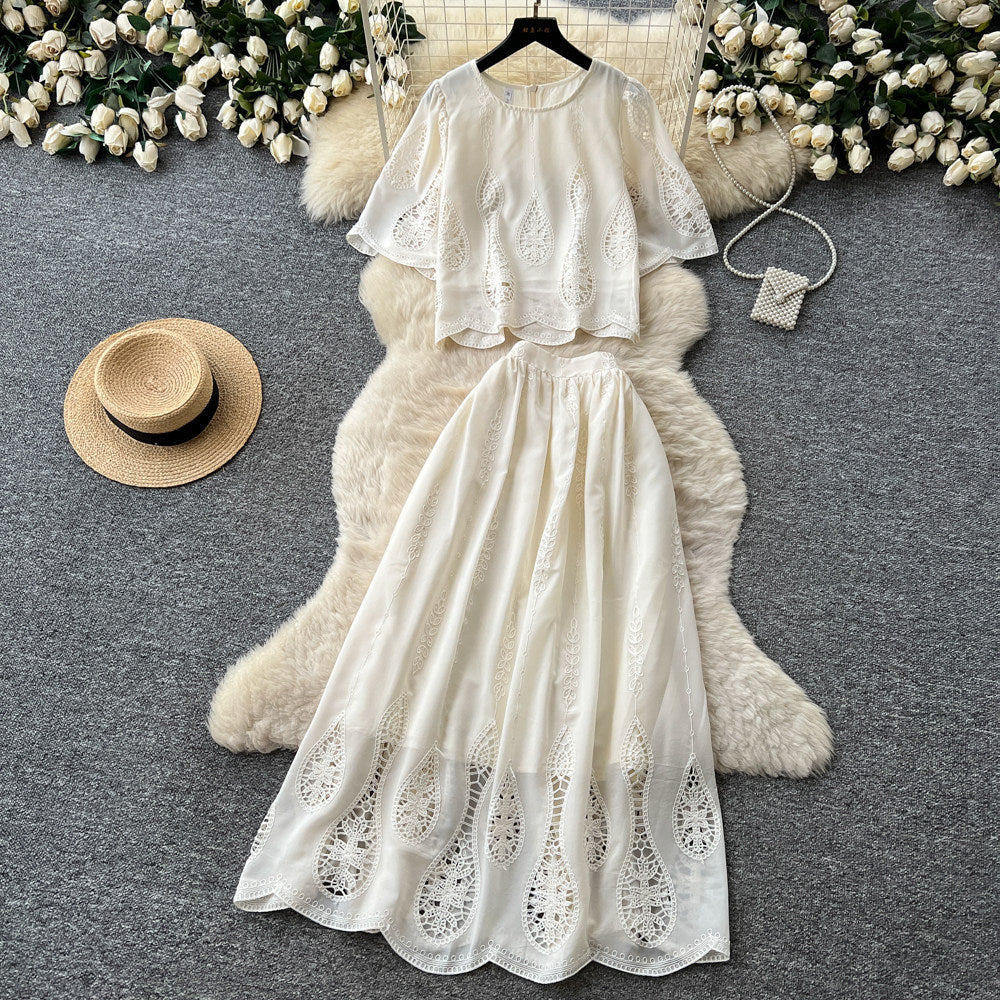 French chic lace-trimmed bubble sleeve top & high-waisted midi skirt two-piece set - slimming look
