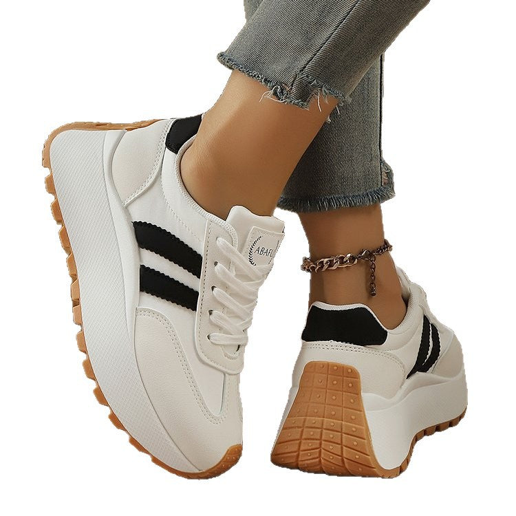 Wholesale women's spring/autumn new lightweight soft sole chunky sneakers - slimming, versatile, fashionable, casual white shoes