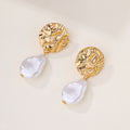 Women's earrings wholesale: european and american cross-border autumn/winter earrings, unique alloy irregular pearl stud earrings