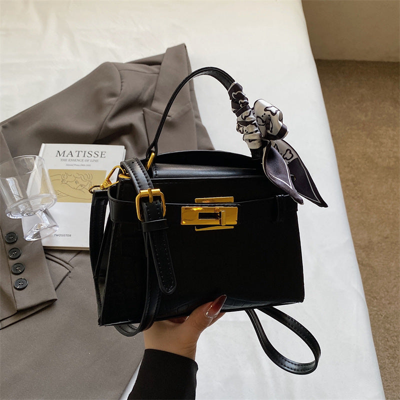 Cross-border summer popular crocodile pattern small bag women's 2025 new fashion hand carry Kelly bag high-end messenger bag