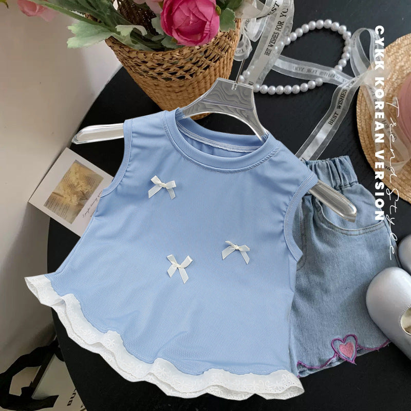 Girls' sleeveless lace-trimmed summer top,  new style: stylish sleeveless lace tank top with bow detail, versatile vest
