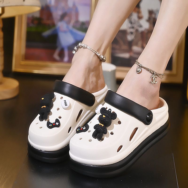 2025 summer new collection: closed-toe slides - trendy, platform, thick-soled, non-slip, wear-resistant clogs & sandals for outdoor wear