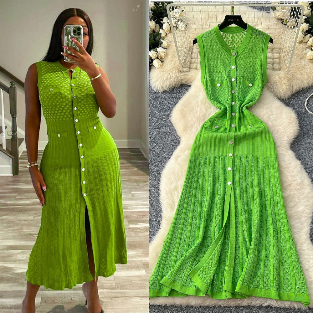 Chanel-inspired, high-end vintage v-neck sleeveless single-breasted cinched waist crochet knit dress - spring/summer 2025 collection