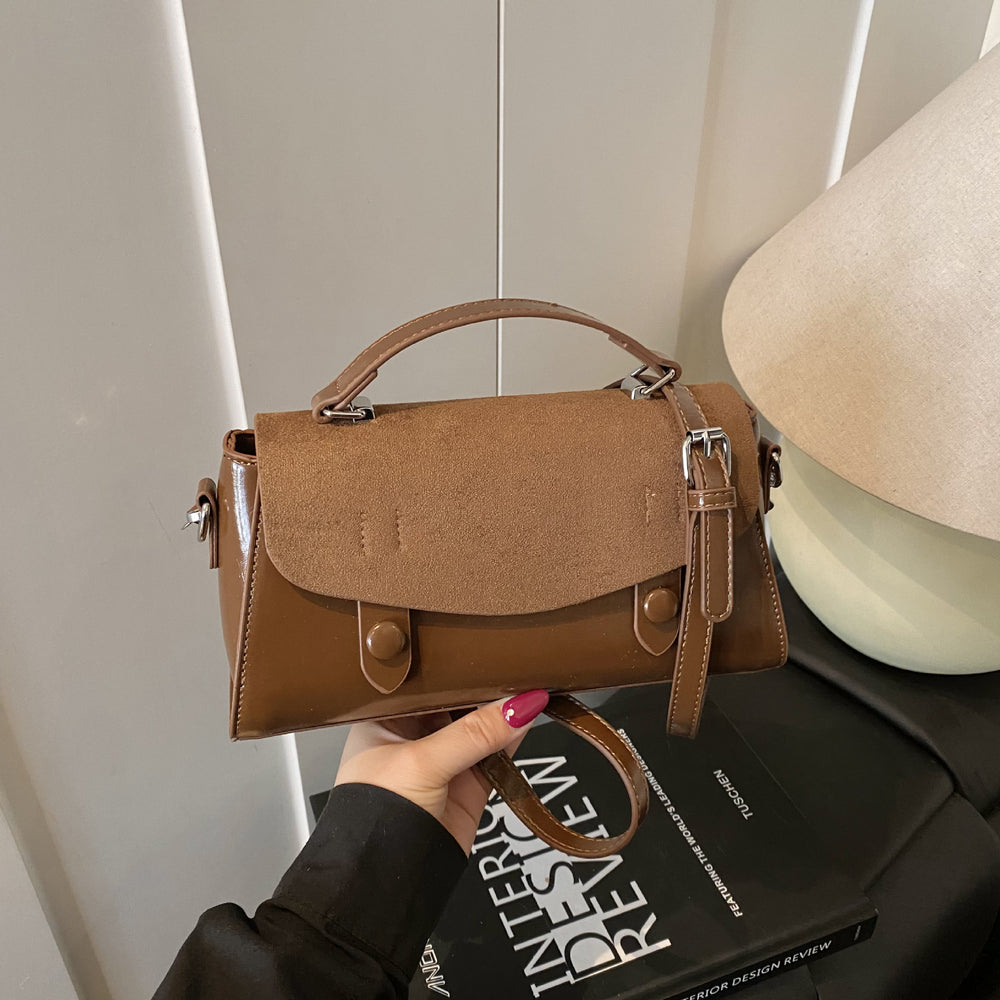 2025 fall/winter new collection: women's solid color minimalist matte shoulder bag - commute-ready, lightweight luxury crossbody tote