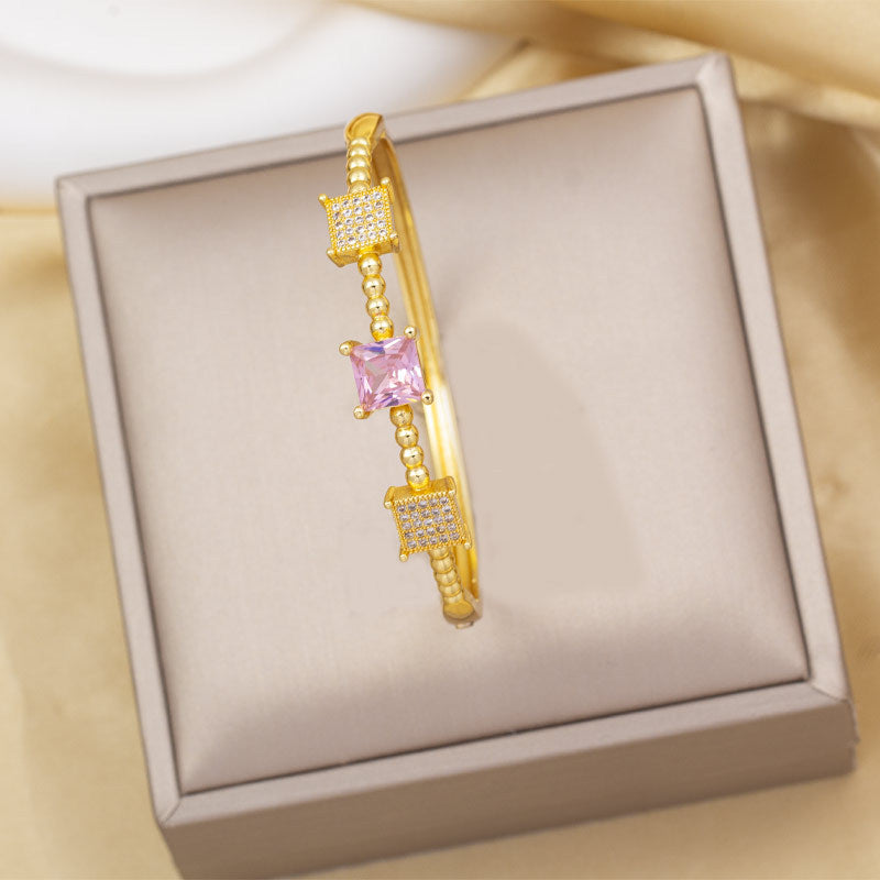 Braceletfashionbest selling gold-plated electroplating design bracelet accessible luxury style classy copper inlaid zircon accessible luxuryeasiest for match bracelet