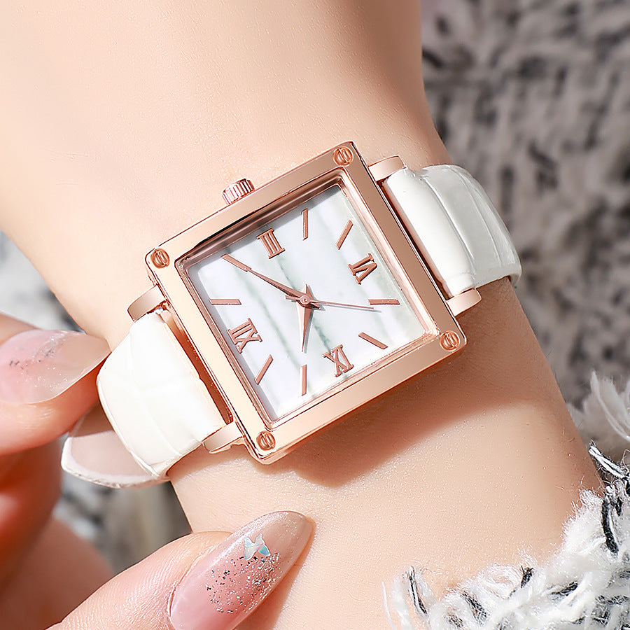New fashion women's crocodile-embossed leather belt watch - square roman numeral quartz wristwatch for students (export model)