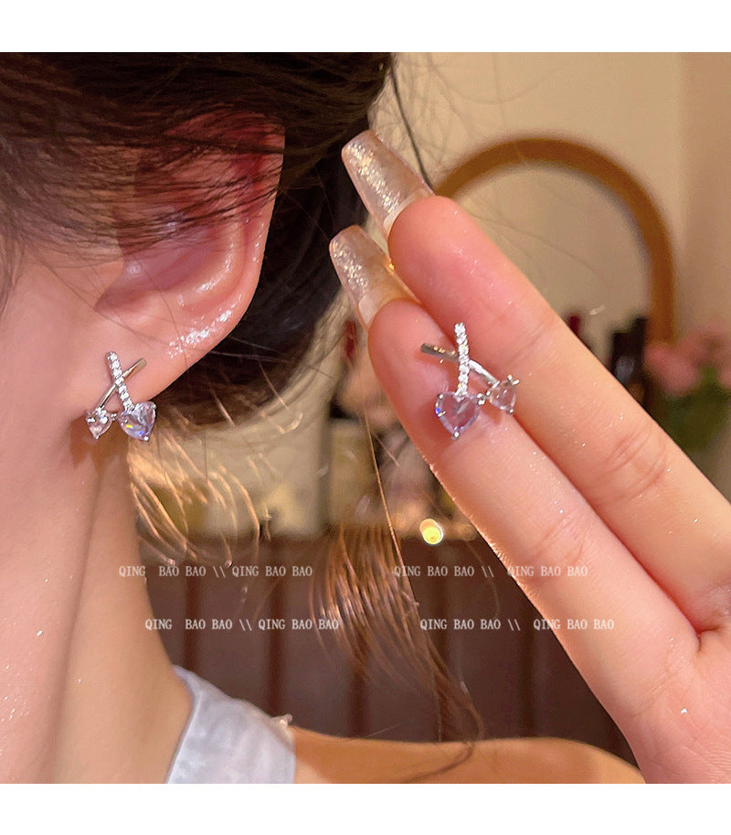 Moonlight cherry stud earrings - unique heart design, trendy fashion earrings, high-end chic, spicy girl style, new versatile earrings wholesale