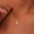 Trendy european and american style: exquisite fashion 26-letter alphabet necklace, personalized pendant necklace, 18k gold plated copper