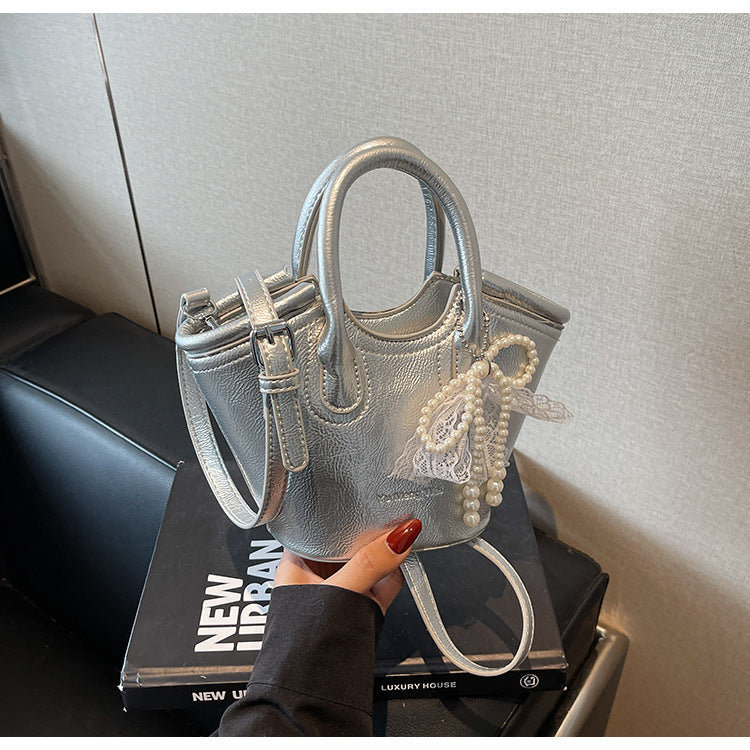 Cross-border texture contrasting handbag bag 2025 new fashionable versatile foreign gas bucket bag casual simple messenger bag