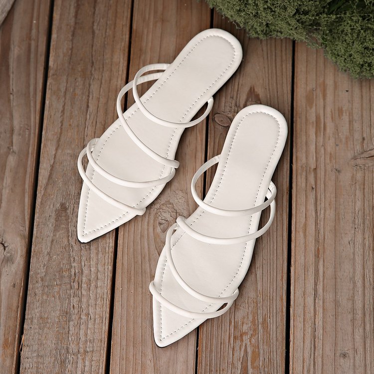 summer new arrival: plus-size women's flat slippers for cross-border e-commerce. available in sizes 36-43. wholesale options available. dropshipping to  and