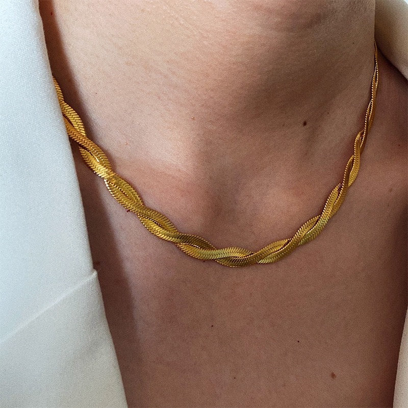 European and american new arrival criss-cross woven blade sparkling necklace and bracelet set, titanium steel gold-plated unique design jewelry for women
