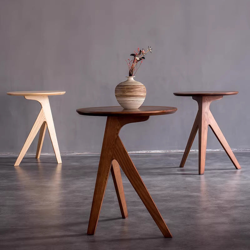 Scandinavianretro solid wood side table for home living room round small coffee table casual modern creative round table corner table ins style