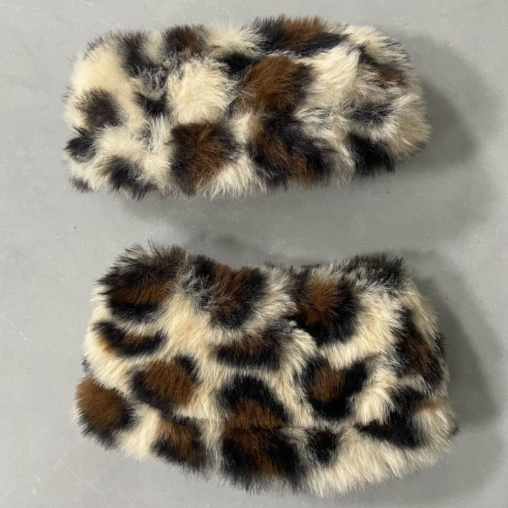 Authentic wakuku wow clothes furry trendy party series wow blind box stuffed doll gift hat baby clothes accessories