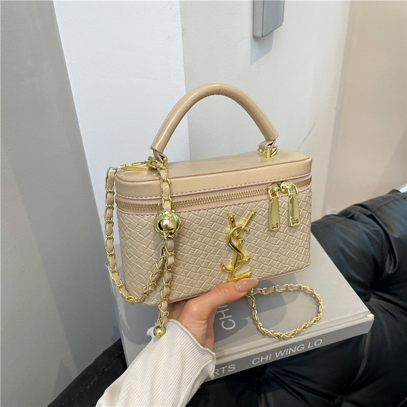 Cross-border French niche portable box bag women's summer diamond chain small square bag fashion commuter messenger mouth red envelope