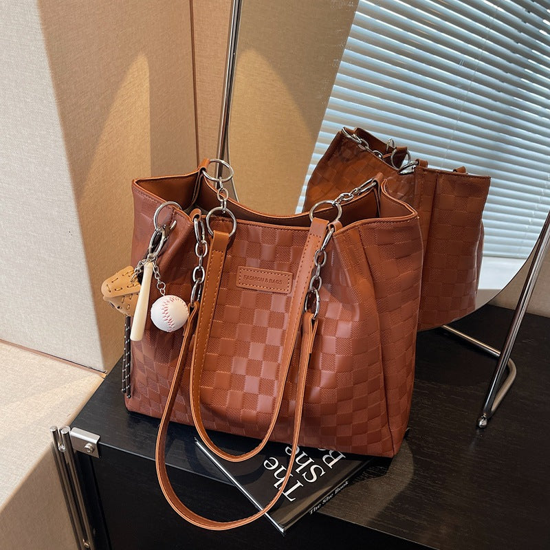Cross-border large-capacity bags women's autumn and winter versatile 2024 new casual simple shoulder bag plaid commuter tote bag