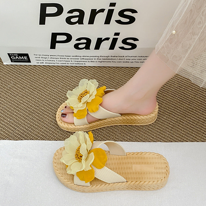 Women's summer outdoor slides - chunky 4cm platform, lightweight princess style, height increasing slippers, dai ethnic style floral slides