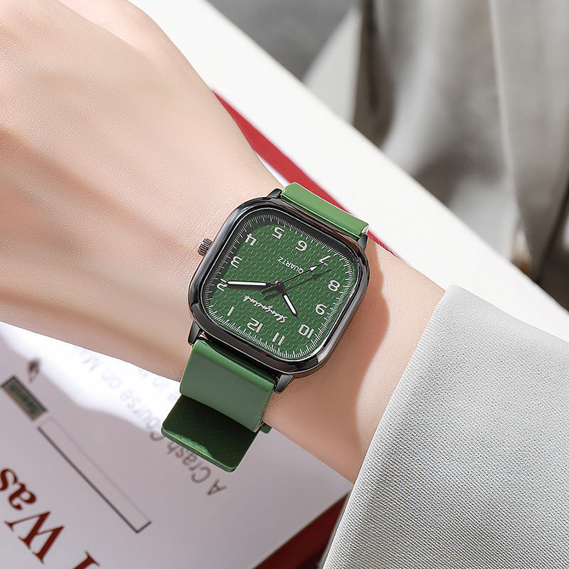 square alloy case silicone strap vintage style women's new quartz watch women's factory direct sales wholesale