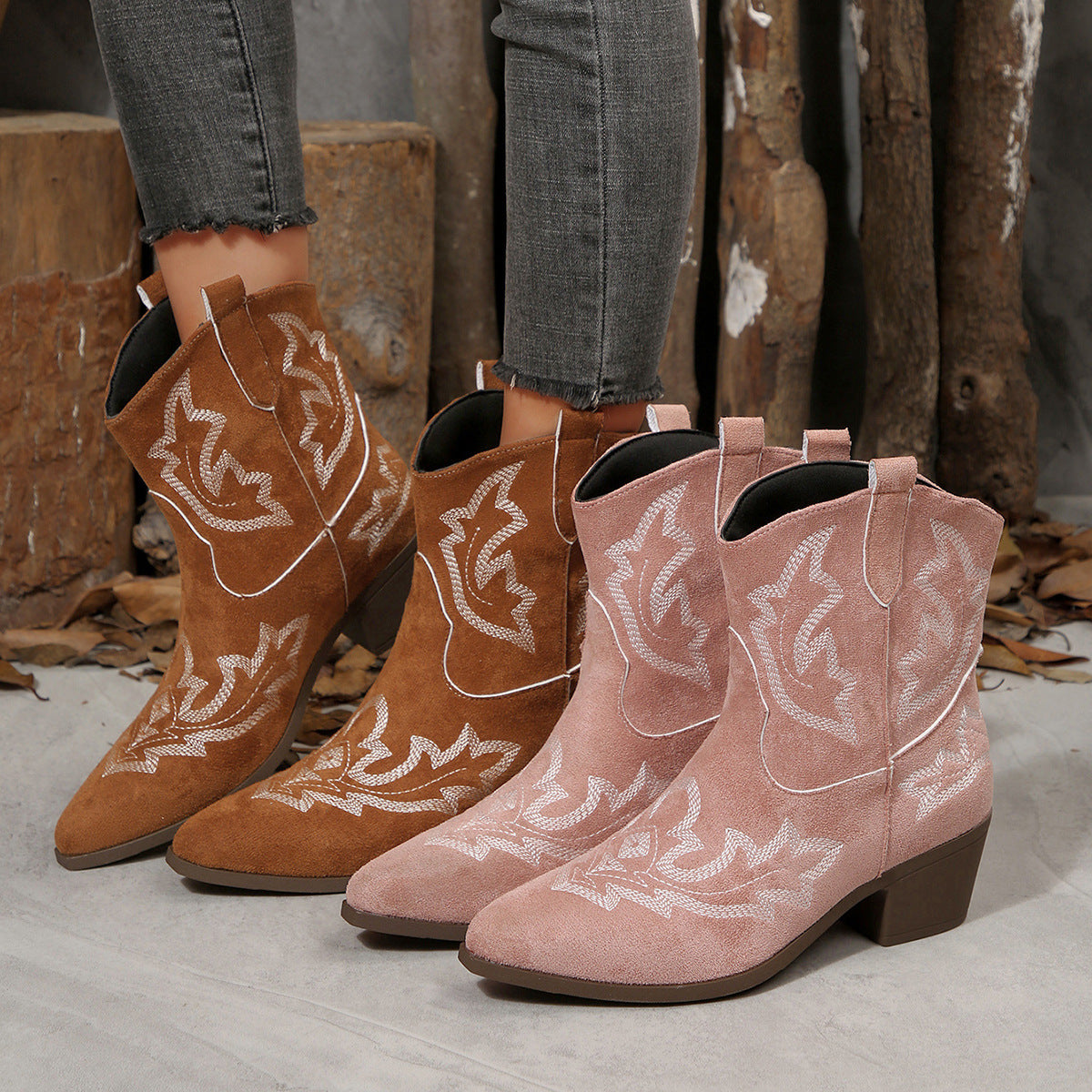Foreign trade large size grassland travel wear women's boots 2025 new versatile western cowboy boots retro knight boots