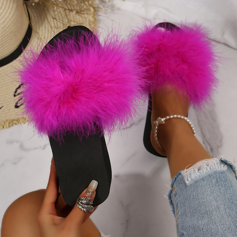 Ostrich feather sandals women's outdoor wear 2025 summer new style "stomping on shit" comfort high-end thick sole beach plus size flip-flops