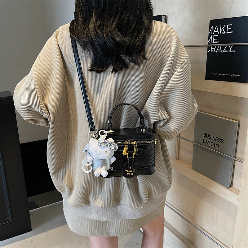 Cross-border high-end handbag trendy fashion box bag 2025 new Korean version shoulder bag popular commuter messenger bag