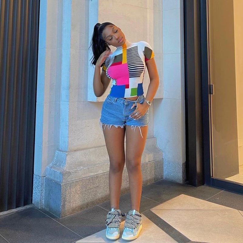 European and American   manufacturers 2022 new street hipster semi-turtleneck women's short-sleeved geometric printing slim-fit T-shirt