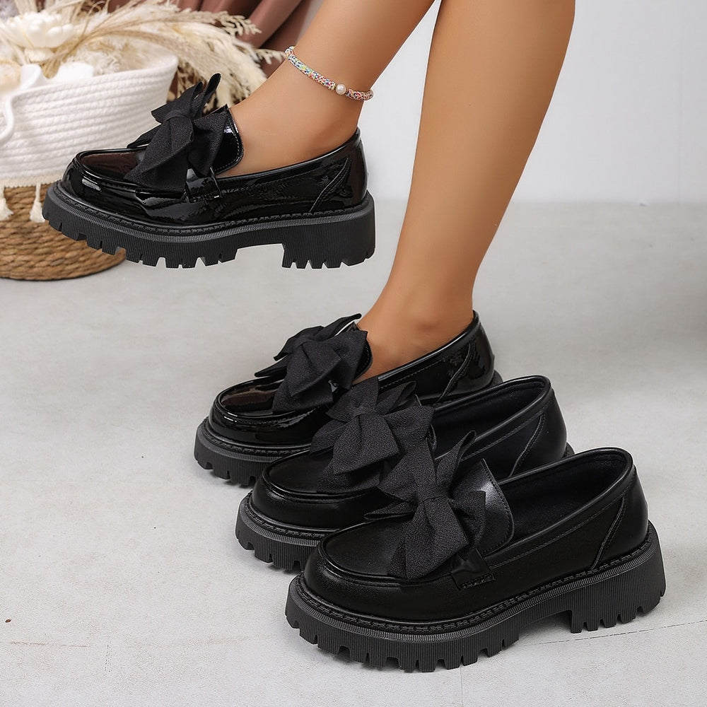 Plus size women's spring/autumn new arrival: british style leather loafers - chunky sole, black bow, slip-on design