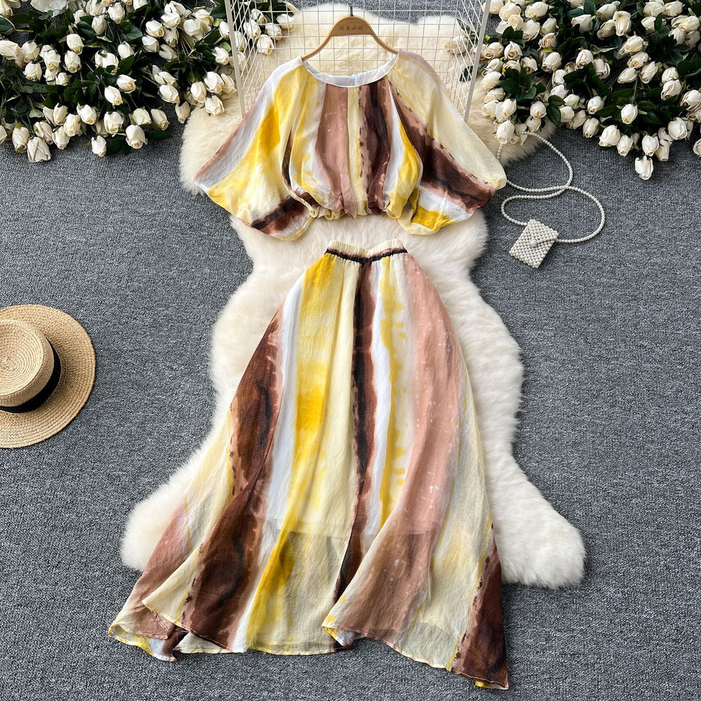 European and american style age-defying two-piece outfit: round neck lantern sleeve printed top + high-waisted flared skirt color block set